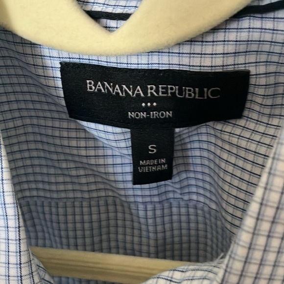 Banana Republic: Blue/White plaid Slim Fit Long Sleeve button down- S - Picture 2 of 16